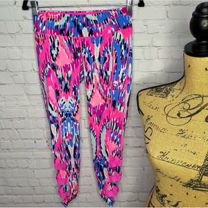 Lily Pulitzer, gym leggings, size small & multicolored